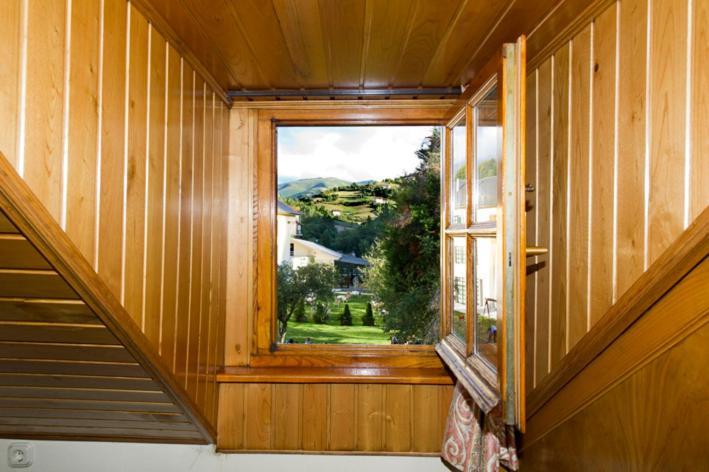 Hotel Restaurante La Casilla Cangas De Narcea Ruang foto