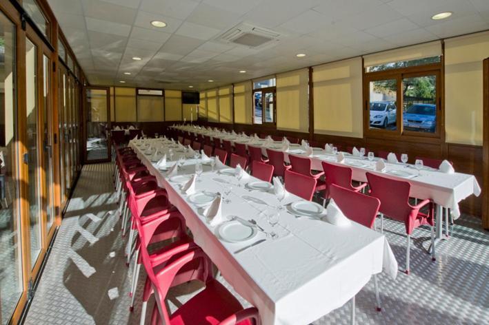 Hotel Restaurante La Casilla Cangas De Narcea Bagian luar foto